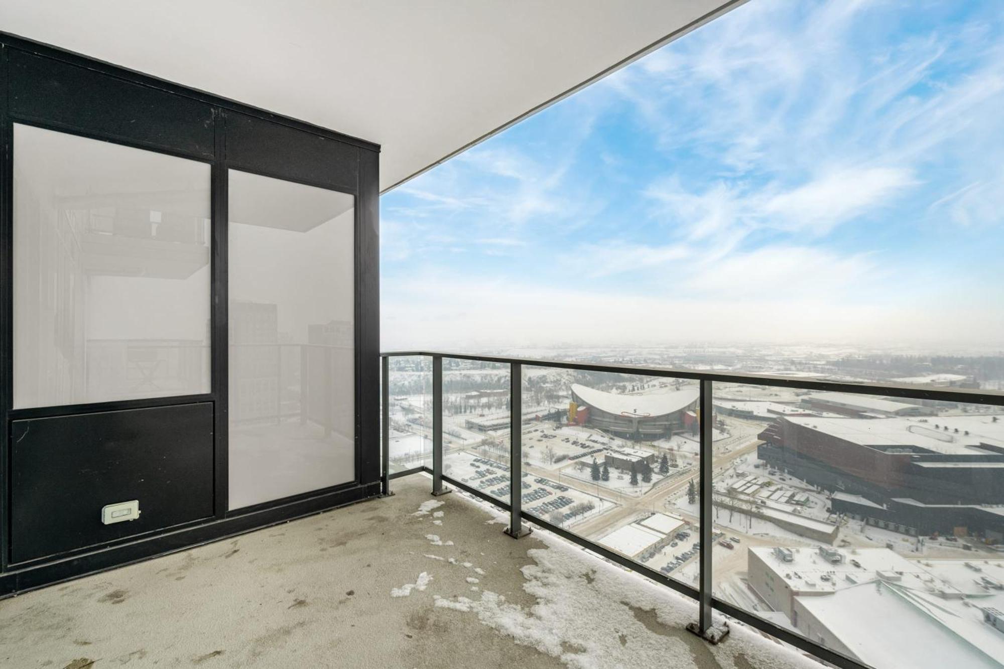 Stunning 34Th Floor Views, Prime Downtown Location - Near Stampede, Casino, Bars! Free Banff Pass, Parking, Wine! Villa YYC Eksteriør bilde
